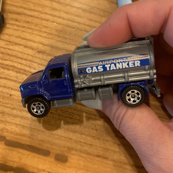 Miscellaneous die, cast car lot - Picture 7 of 10